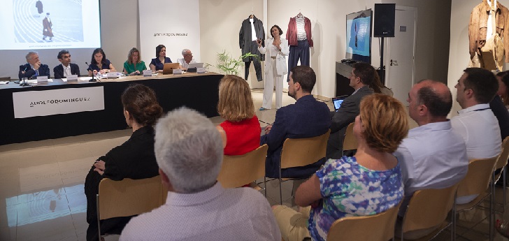 Junta General de Accionistas de Adolfo Domínguez Adolfo Domínguez apuntala su cúpula con tres nuevos fichajes